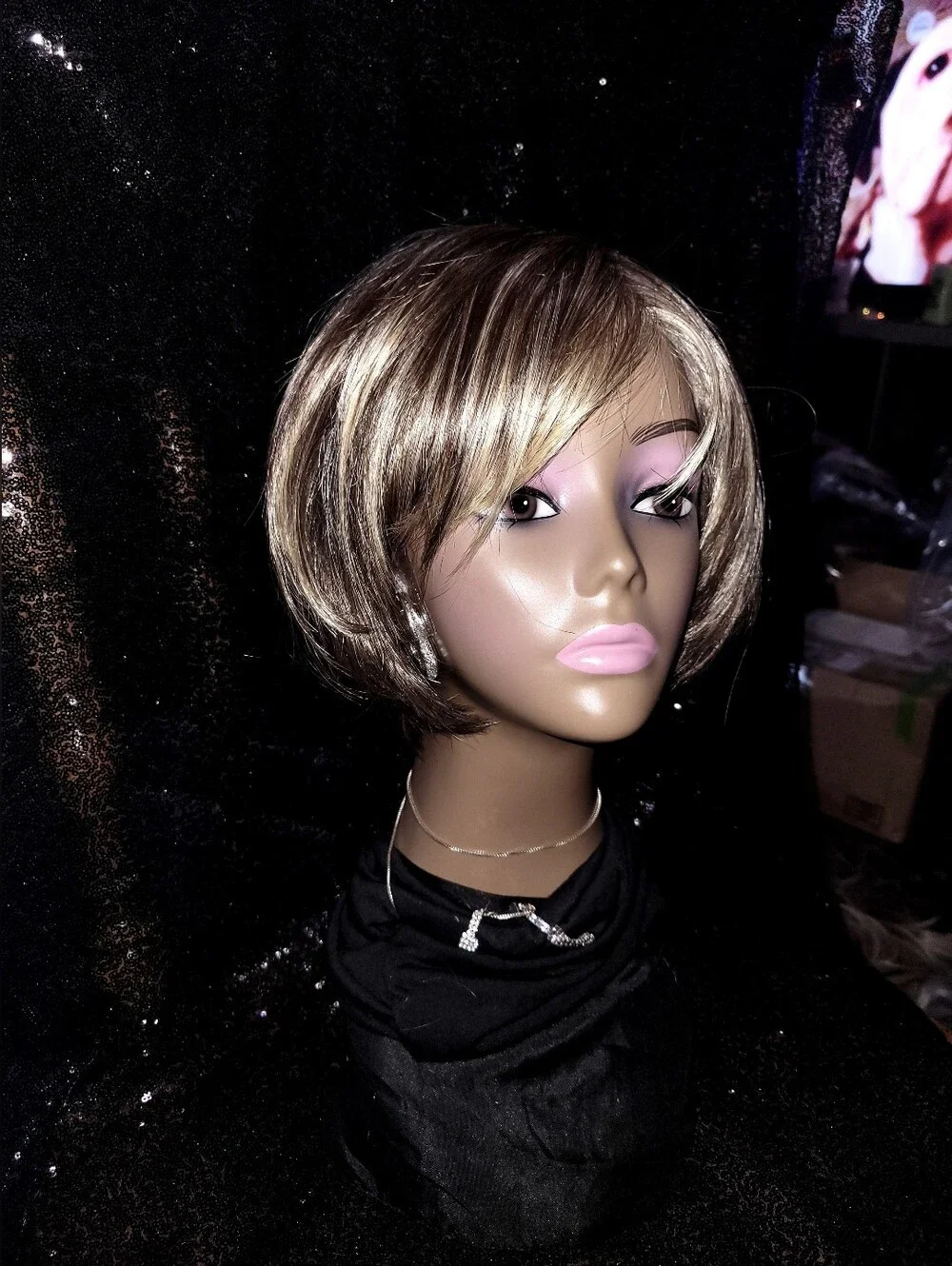 Muse By Raquel Welch Wig In The Color R11S+ Glazed Mocha - Picture 10 of 16